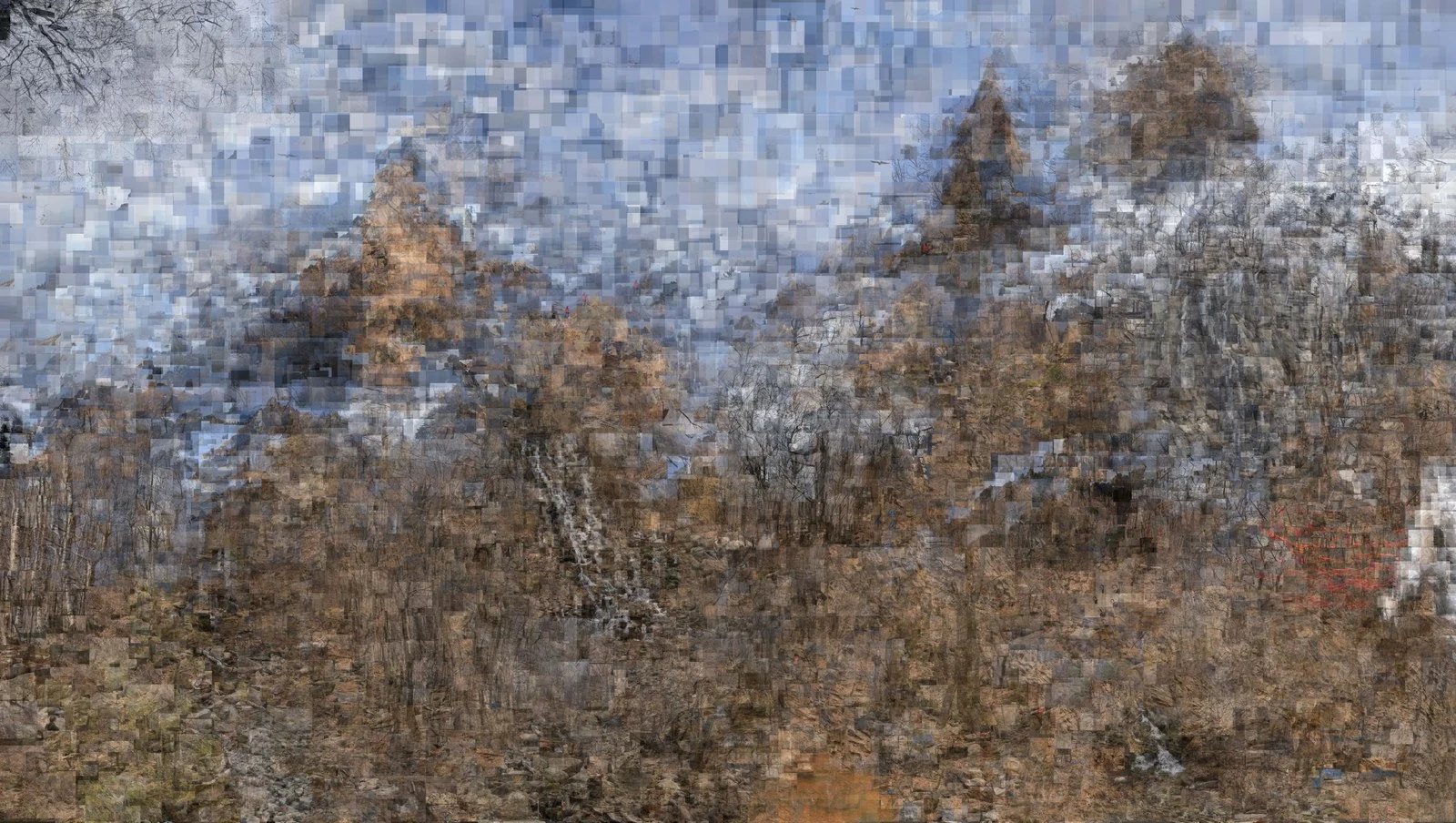 何发，《山重水复——红》，2012。数字摄影拼贴。