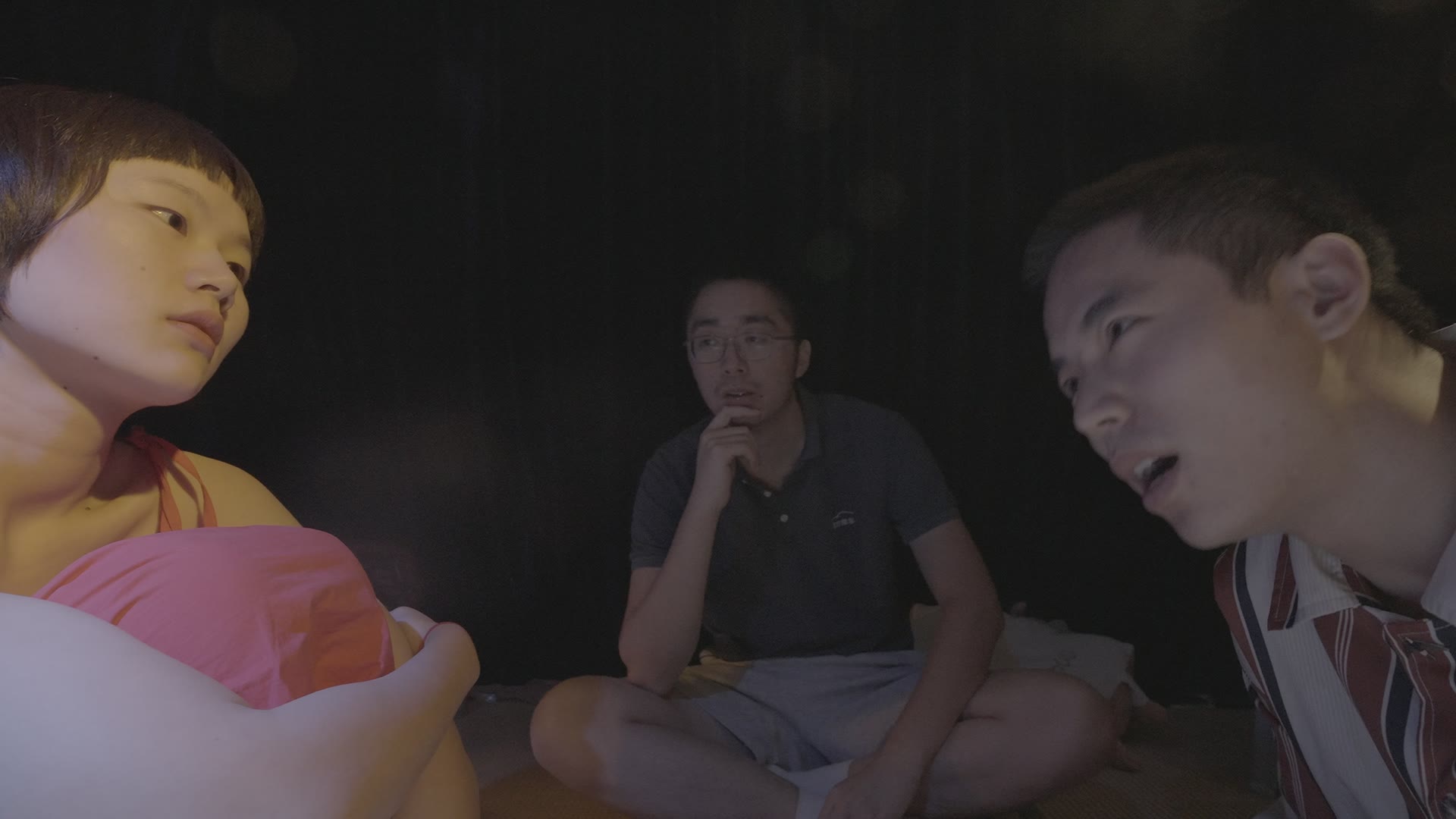 开场表白附近的完整画面。